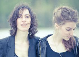 Mutual Friends : le premier album de BOY ! - %%sitename%%