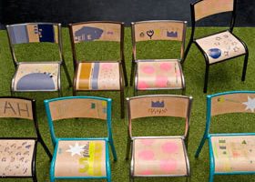 Mini chaises bavardes pour enfants sages ! - %%sitename%%