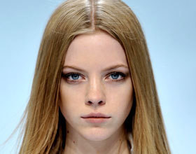 cheveux-raides