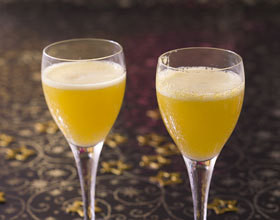 cocktail-champagne-bellini