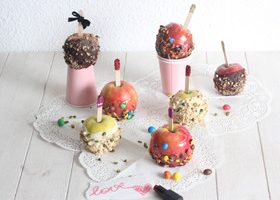 Recette remixée : pommes d'amour aux M&M's - %%sitename%%