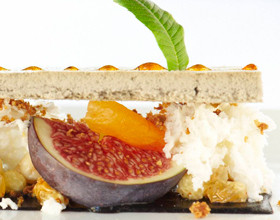 cuisine-moleculaire-restaurant-a-la-table-de-clair