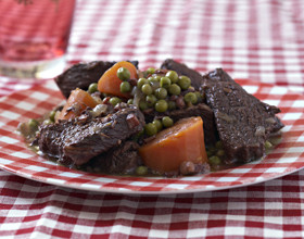 daube-de-boeuf-aux-petits-pois