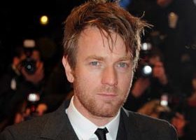 Ewan McGregor dans les souliers de Johnny Depp - %%sitename%%