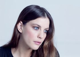 Givenchy lance son gloss sur-mesure - %%sitename%%