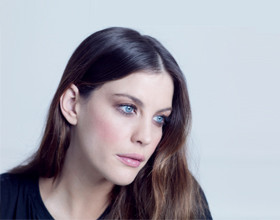 gloss-givenchy-lively-pink-431