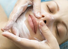 J'ai testé un soin du visage "Low cost"