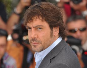 javier-bardem-oliver-stone-pablo-escobar