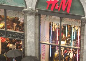 Jimmy Choo chez H&M, c'est pour bientôt !