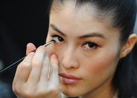 Enfin un eye-liner pour les nulles !