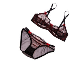 lingerie-Mimi-Holliday