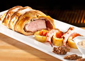 Magret de canard en croûte de Comté et crème de morilles au savagnin - %%sitename%%