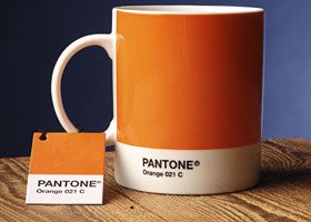 Difficile de résister aux mugs pantone. - %%sitename%%