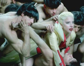 photo-nouveau-clip-lady-gaga-alejandro