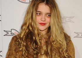 Profession : it-girl... Sky Ferreira