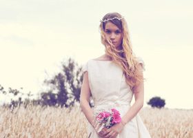 Odile Léonard, des robes de mariée bucoliques - %%sitename%%