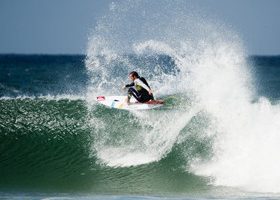 Cette année, je prends des cours de surf avec... Bixente !