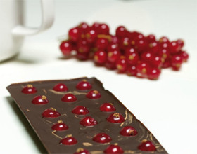 tablette-de-chocolat-aux-feuilles-de-sauge