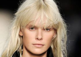 Les coiffures de l'automne : on tente ou pas ? Frange, chignon - %%sitename%%