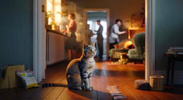 Ce rituel chez les chats à l'automne 2025 intrigue les vétérinaires : pourquoi il observe sans bouger depuis le couloir