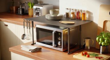 Lidl sort ce support extensible de cuisine en acier à 27,99 € : l’astuce gain de place qui intrigue en novembre 2025